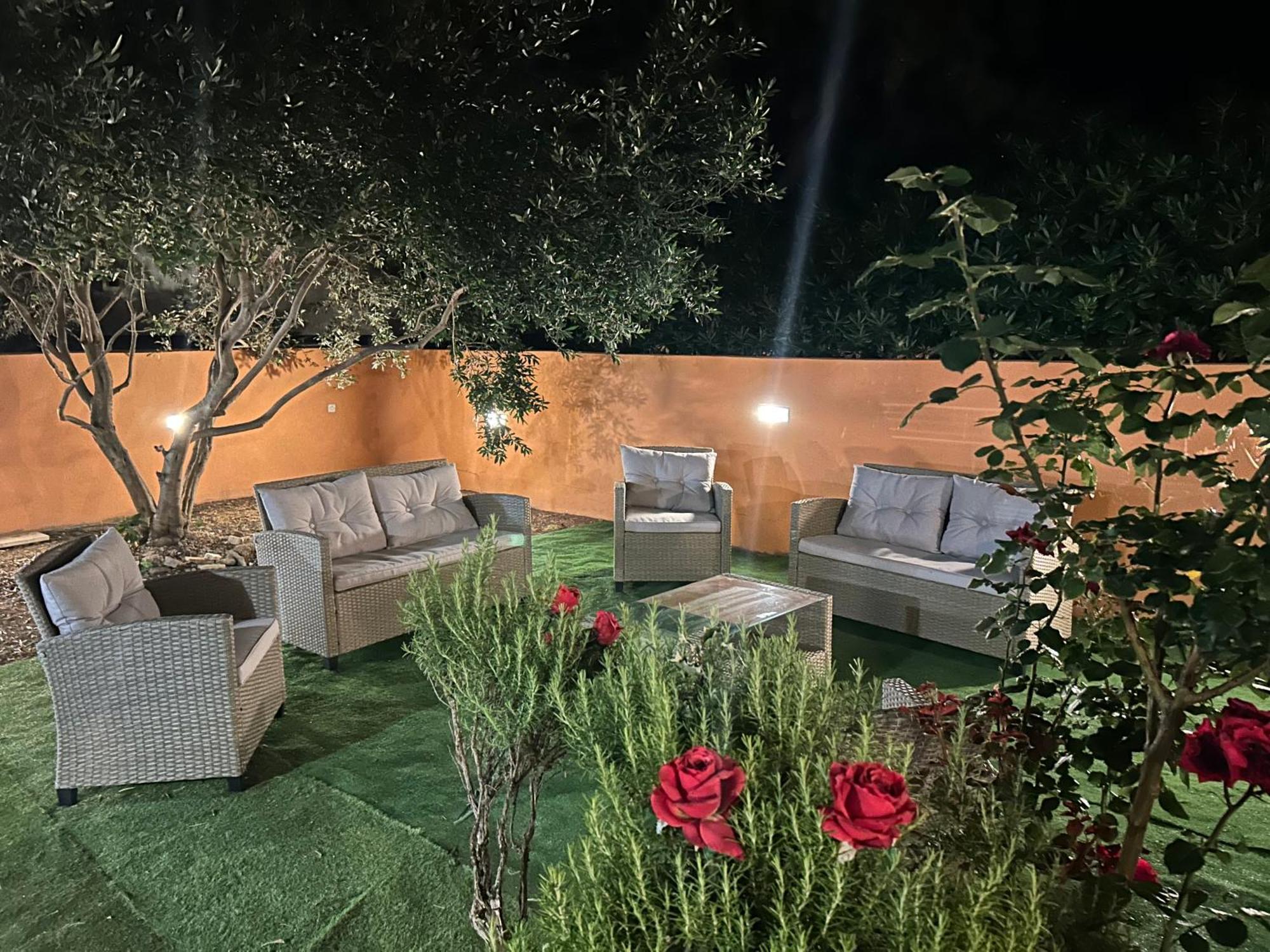 Villa Kiki Bol Zewnętrze zdjęcie